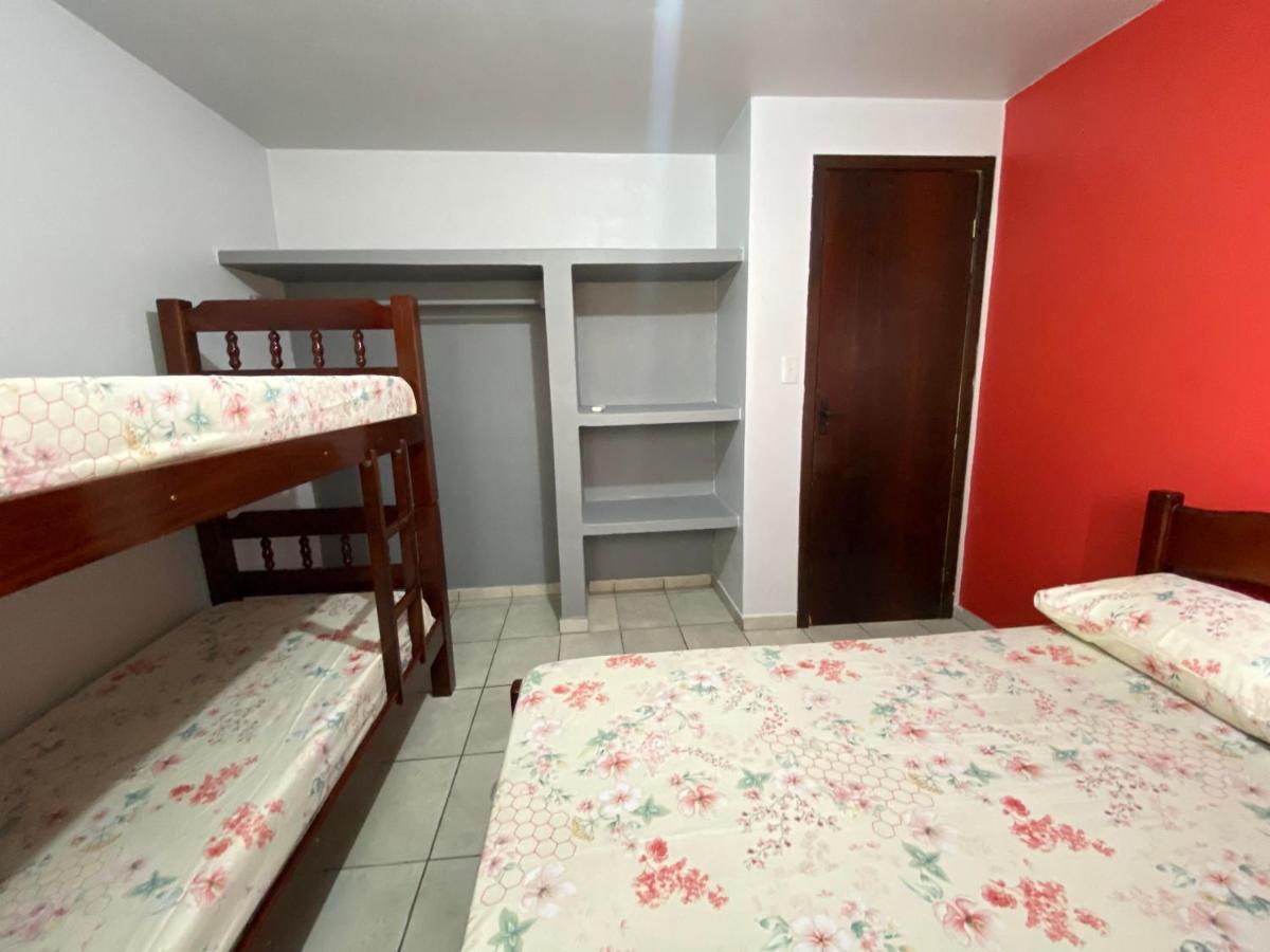 דירות בומבינאס Residencial Flamingo מראה חיצוני תמונה