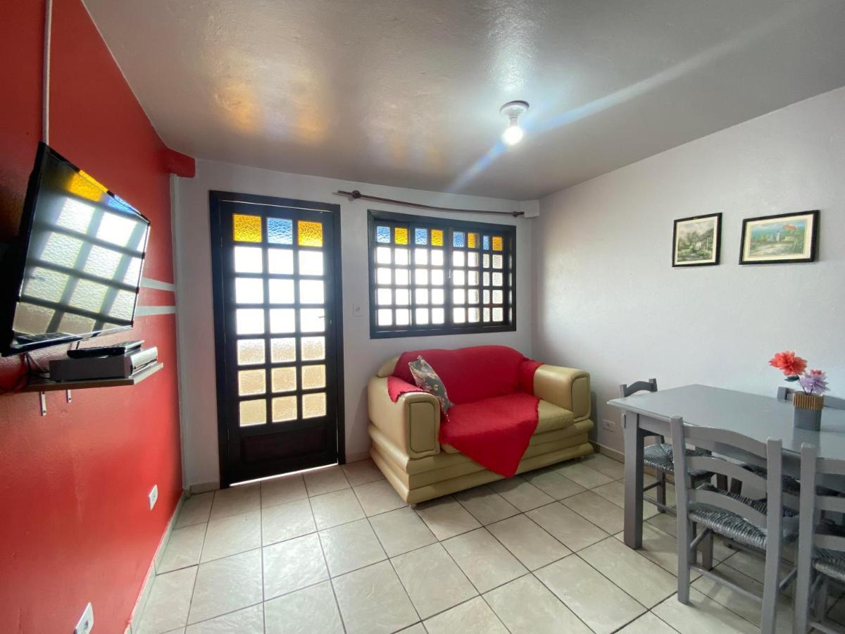 דירות בומבינאס Residencial Flamingo מראה חיצוני תמונה
