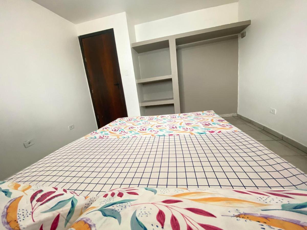 דירות בומבינאס Residencial Flamingo מראה חיצוני תמונה
