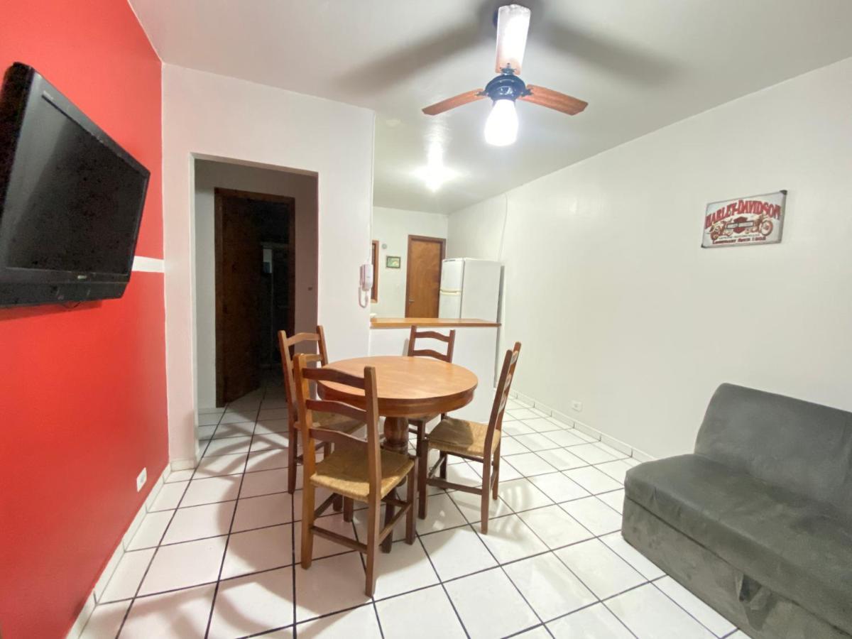 דירות בומבינאס Residencial Flamingo מראה חיצוני תמונה