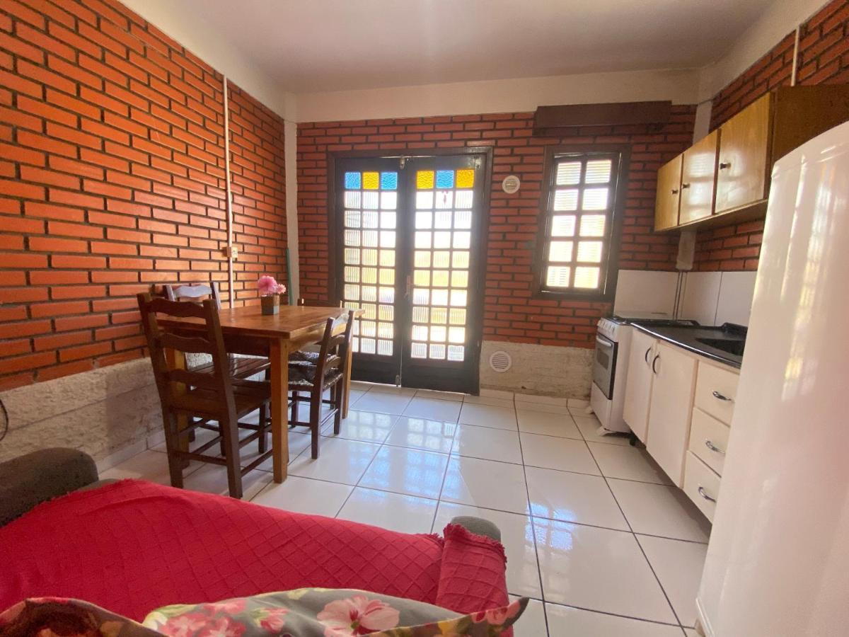 דירות בומבינאס Residencial Flamingo מראה חיצוני תמונה