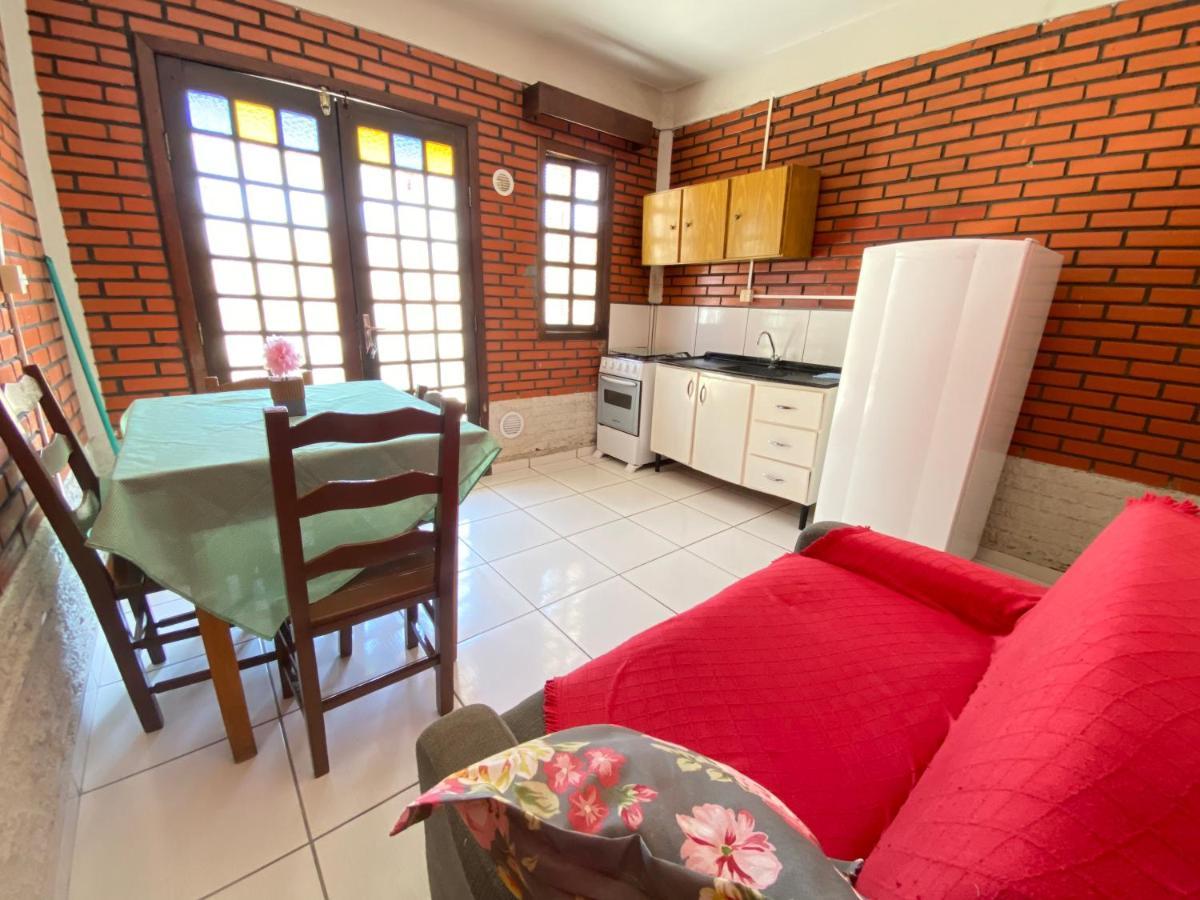 דירות בומבינאס Residencial Flamingo מראה חיצוני תמונה