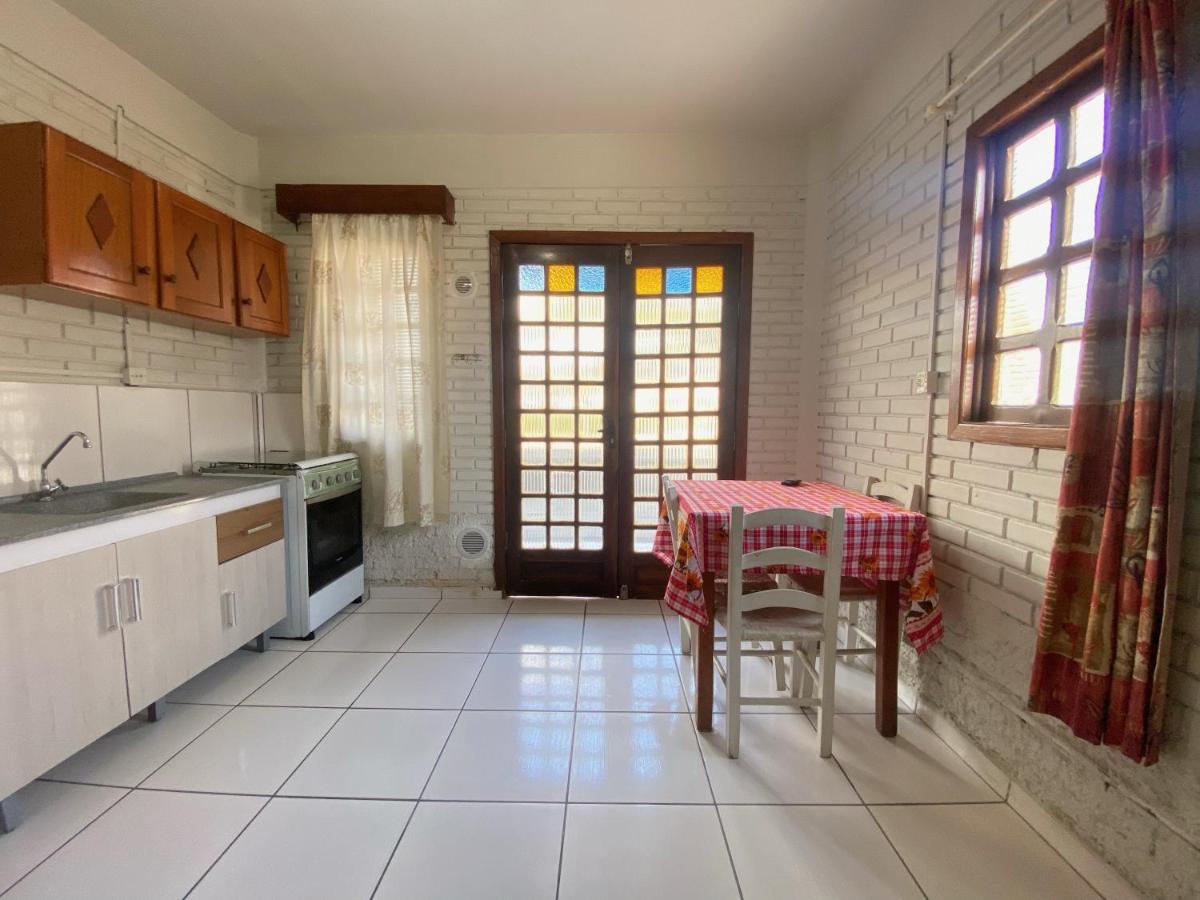 דירות בומבינאס Residencial Flamingo מראה חיצוני תמונה