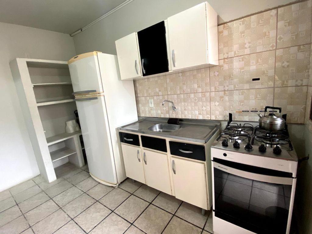 דירות בומבינאס Residencial Flamingo מראה חיצוני תמונה