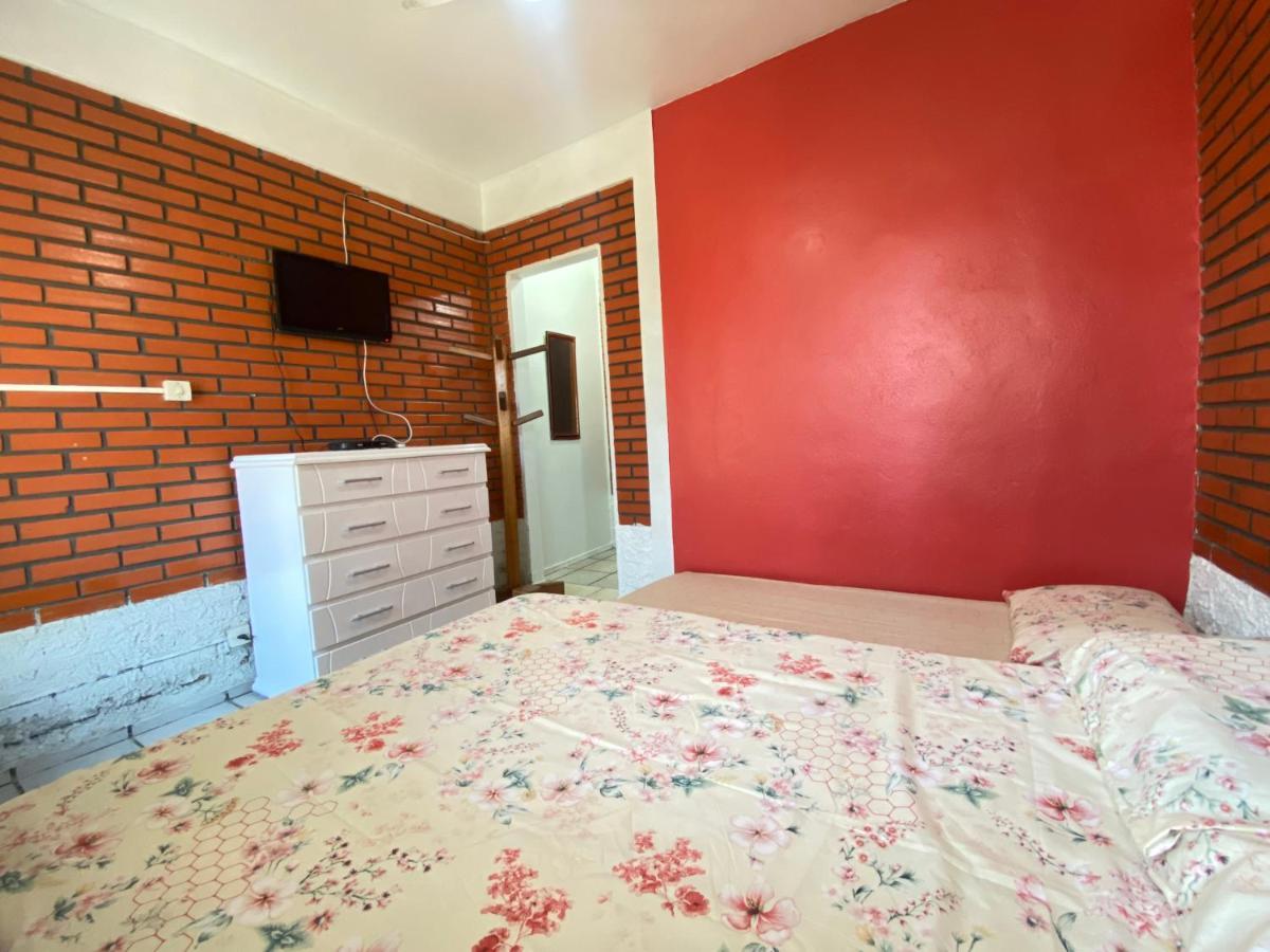 דירות בומבינאס Residencial Flamingo מראה חיצוני תמונה