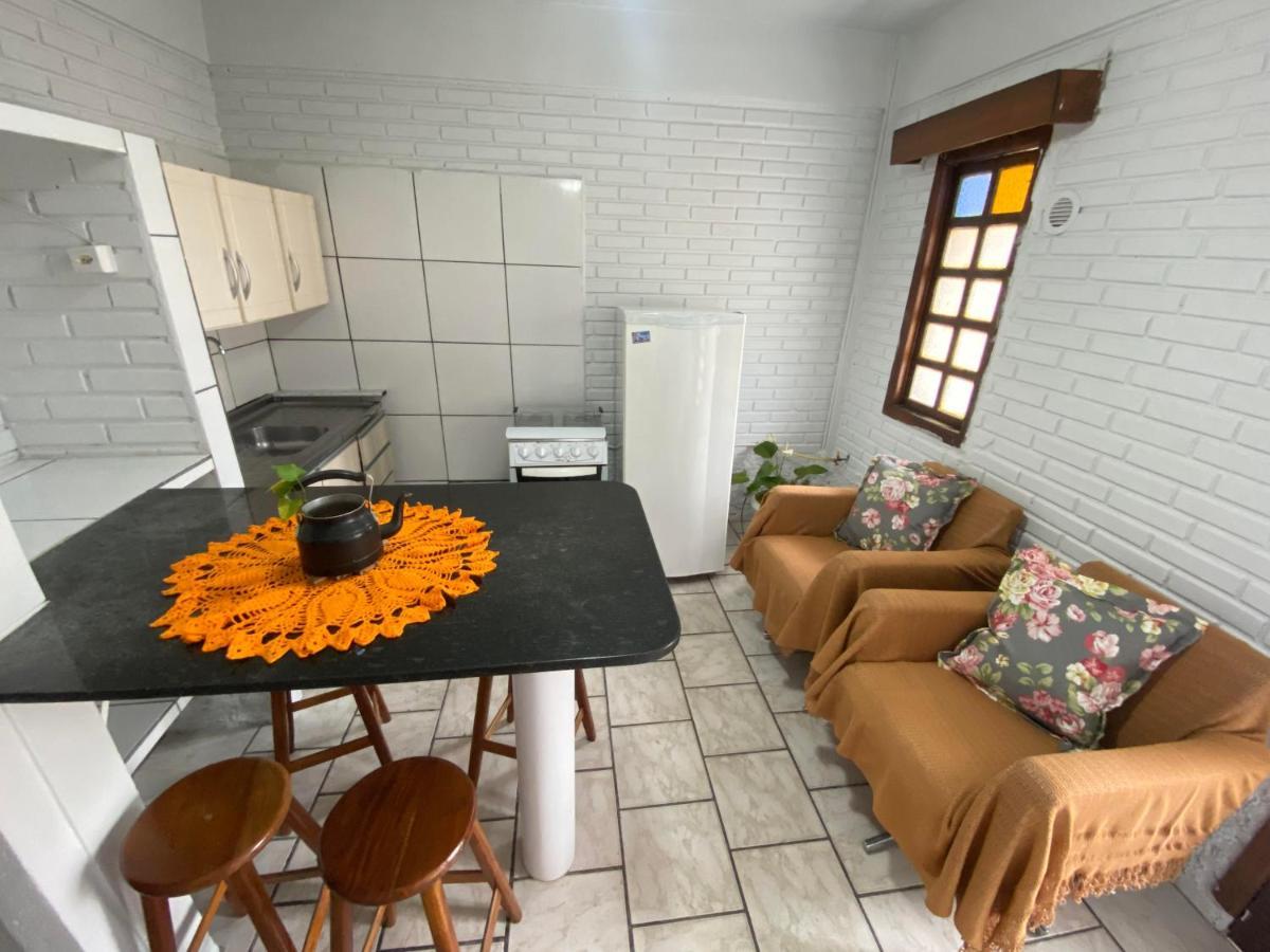 דירות בומבינאס Residencial Flamingo מראה חיצוני תמונה
