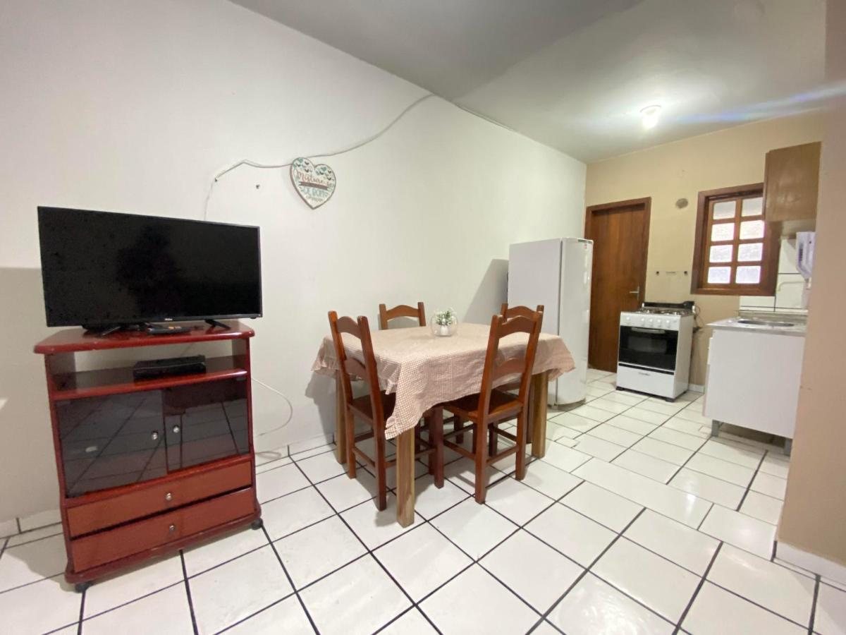 דירות בומבינאס Residencial Flamingo מראה חיצוני תמונה
