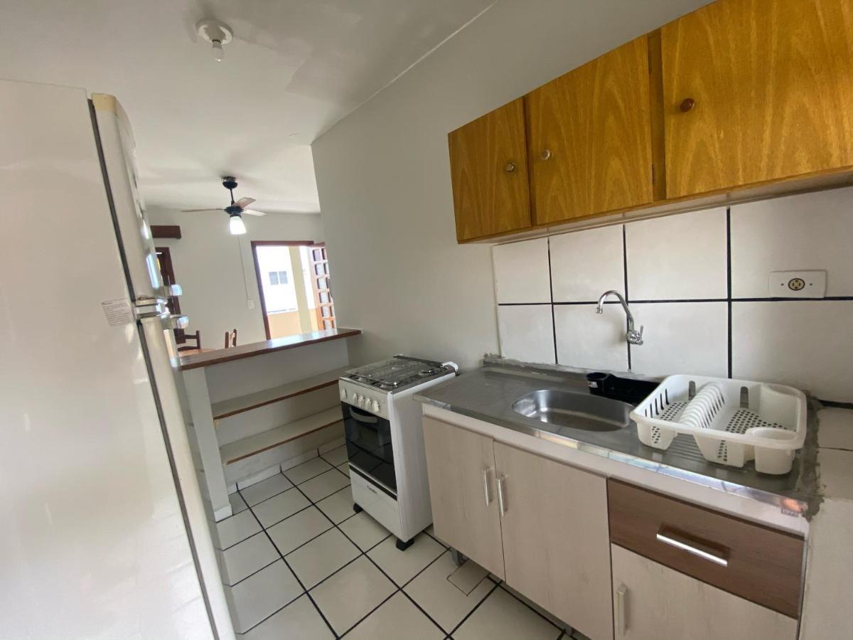 דירות בומבינאס Residencial Flamingo מראה חיצוני תמונה