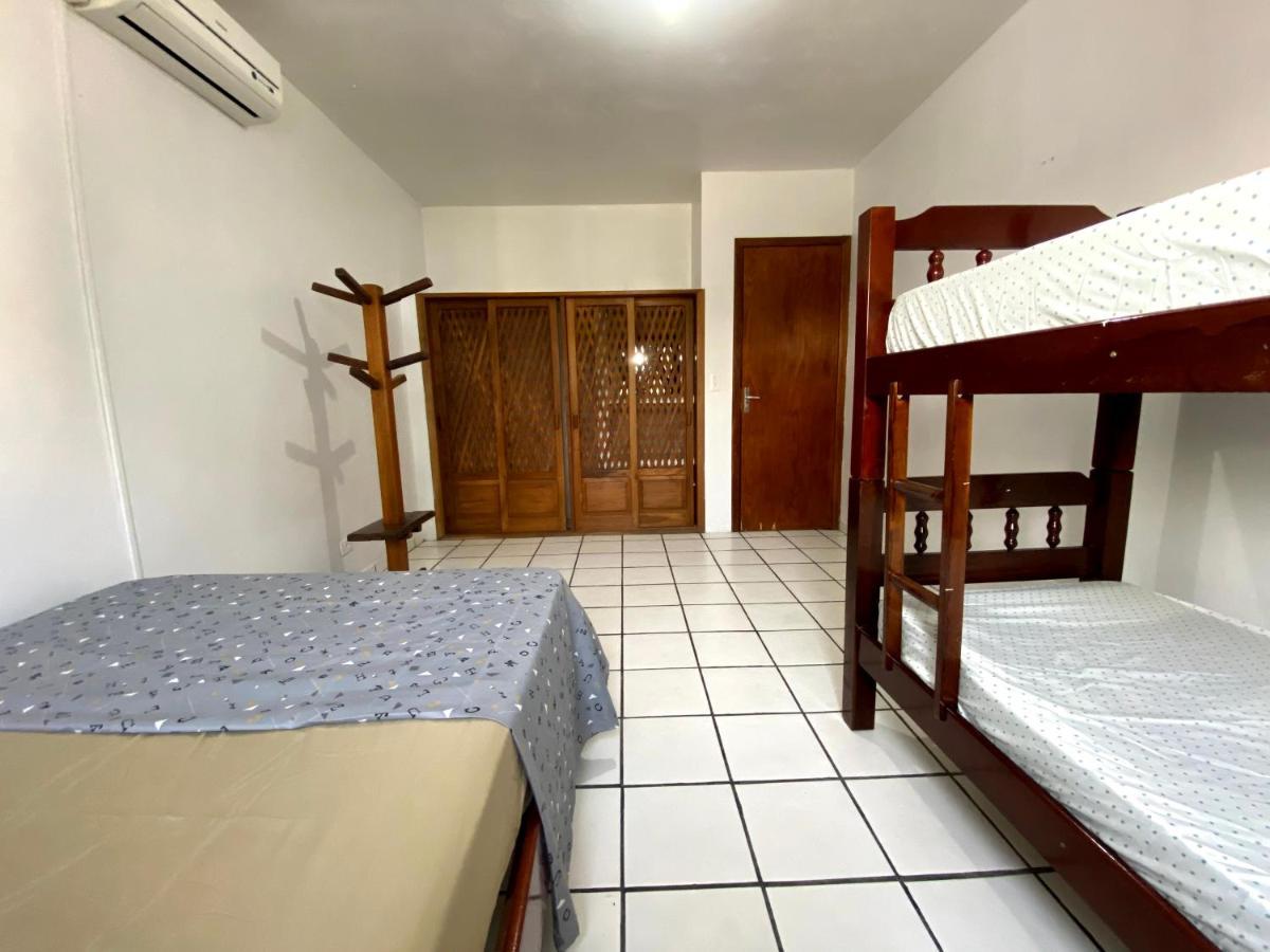 דירות בומבינאס Residencial Flamingo מראה חיצוני תמונה